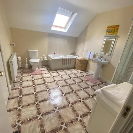 Diamond House Ardara
